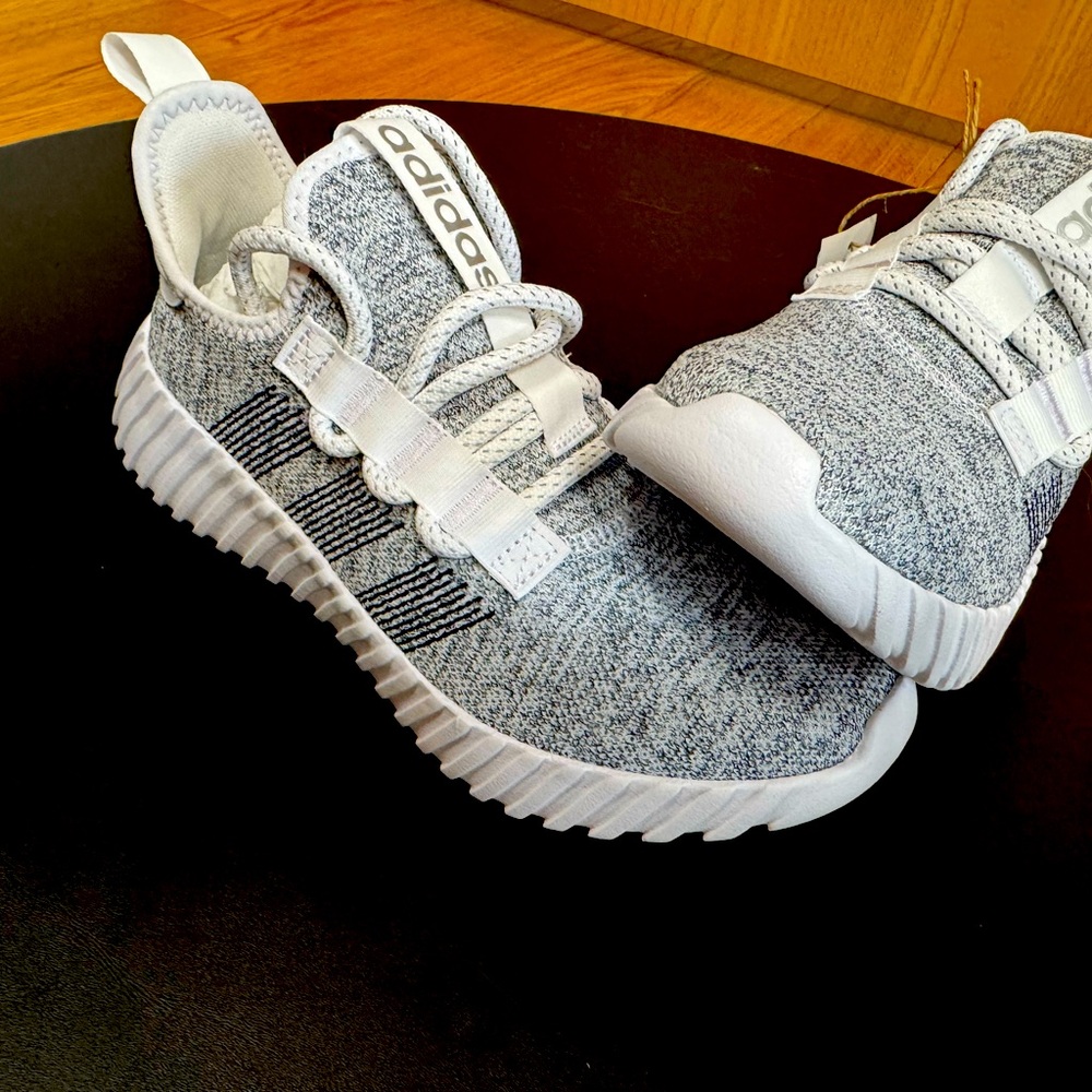 Adidas Kaptir Flow Gray Sneakers